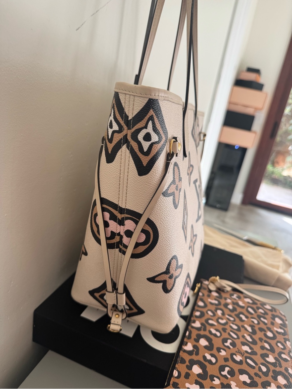 Louis Vuitton neverfull mm wild at heart Monogram Tote with pouch - Picture 2 of 6